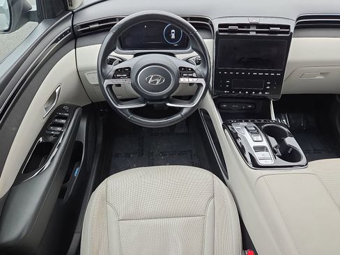 Certified 2023 Hyundai Tucson Limited AWD/4WD image 27