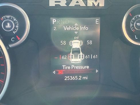 Used 2024 RAM 3500 Tradesman w/ Chrome Appearance Group image 25