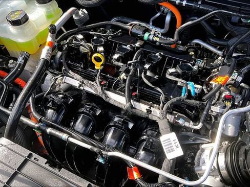 Used 2022 Ford Maverick XLT image 31