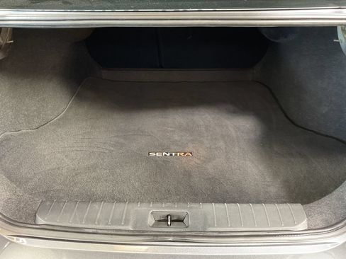 Used 2024 Nissan Sentra SV FWD image 20