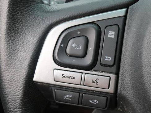 Used 2016 Subaru Outback 3.6R Limited AWD/4WD image 9