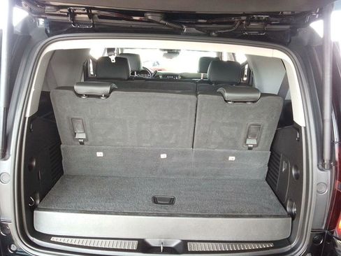 Used 2018 Chevrolet Tahoe LT image 21