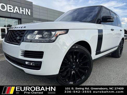 Used 2017 Land Rover Range Rover HSE AWD/4WD image 2