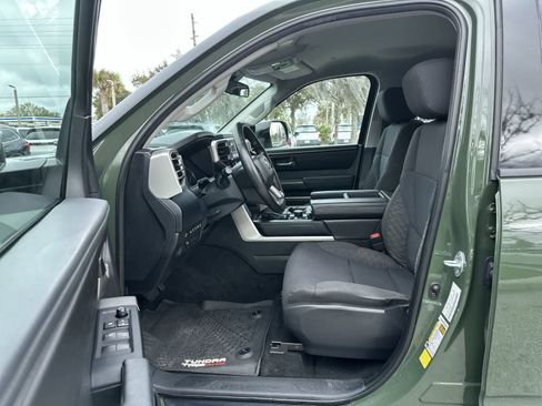 Used 2022 Toyota Tundra SR5 w/ SR5 Convenience Package image 2