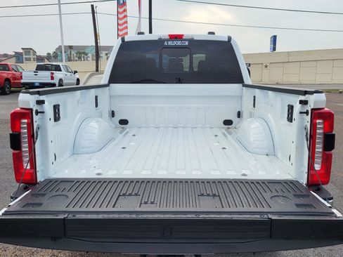 Used 2024 Ford F250 Lariat w/ Lariat Ultimate Package image 33