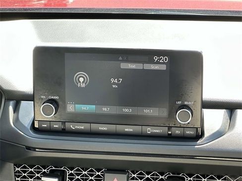 Certified 2025 Honda Accord SE image 18