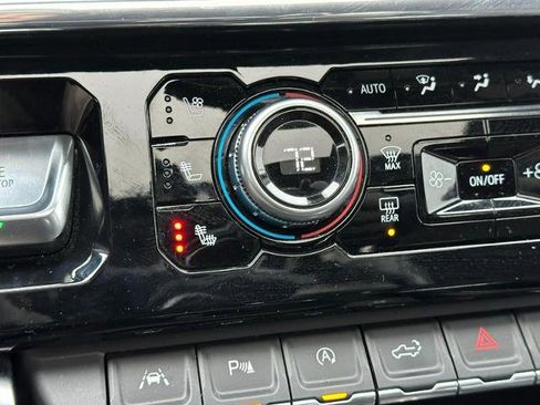 Used 2024 GMC Sierra 1500 Denali w/ Denali Reserve Package image 24