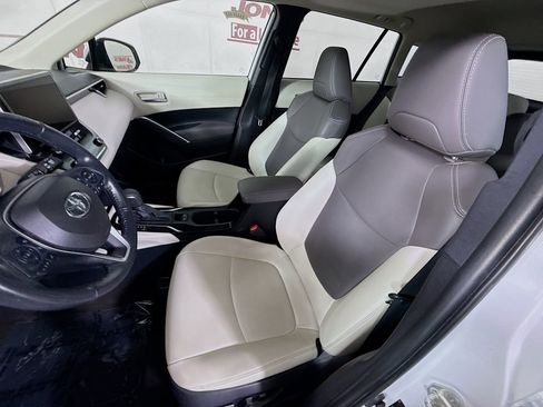 Certified 2023 Toyota Corolla Cross XLE w/ Convenience Package AWD/4WD image 26