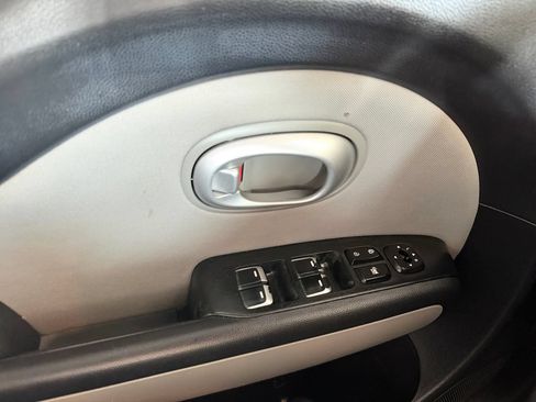 Used 2018 Kia Soul FWD image 11