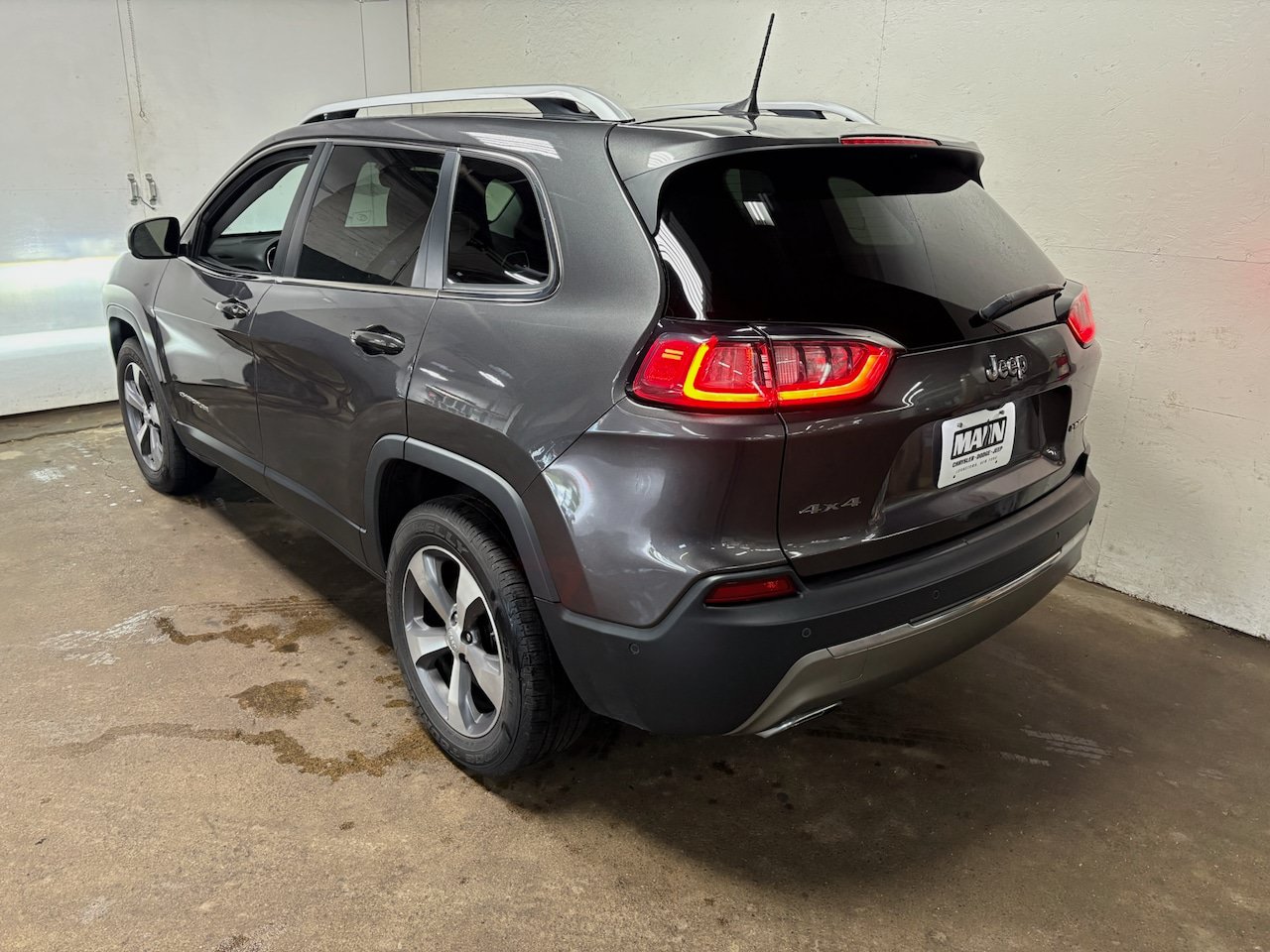 Used 2021 Jeep Cherokee Limited AWD/4WD image 7