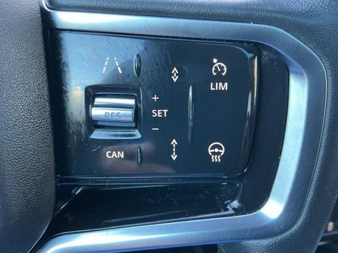 Used 2023 Land Rover Discovery Sport S R-Dynamic image 12