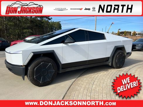 Used 2025 Tesla Cybertruck AWD Crew Cab image 1