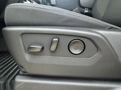 New 2026 Chevrolet Silverado 2500 Custom w/ Custom Value Package image 30