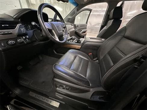 Used 2020 GMC Yukon Denali w/ Open Road Package image 17