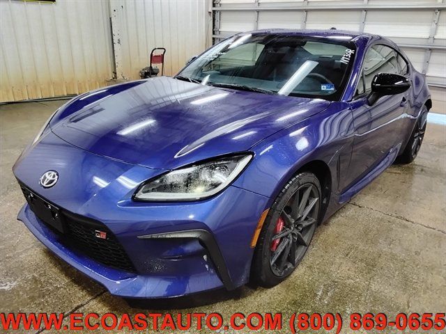 Used 2026 Toyota GR86 Premium w/ Performance Package RWD image 4