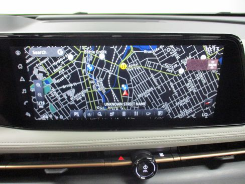 Used 2023 Nissan Ariya AWD image 26