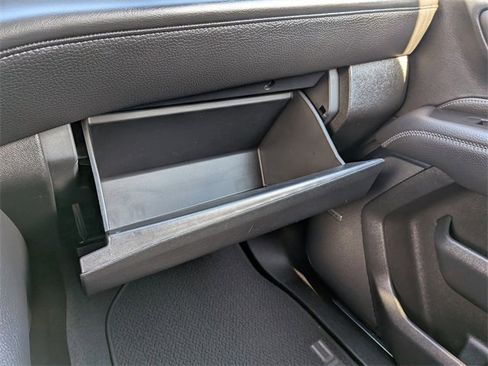 Used 2024 GMC Yukon XL Denali image 23