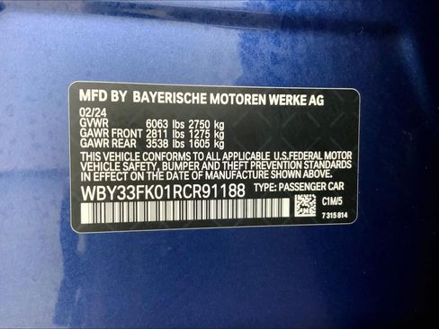 Used 2024 BMW i5 eDrive40i w/ Premium Package RWD image 36