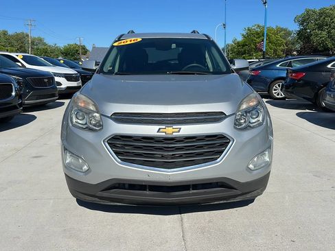 Used 2016 Chevrolet Equinox LT FWD image 2
