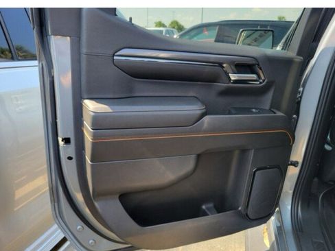 Used 2024 GMC Sierra 1500 AT4 w/ Technology Package image 24