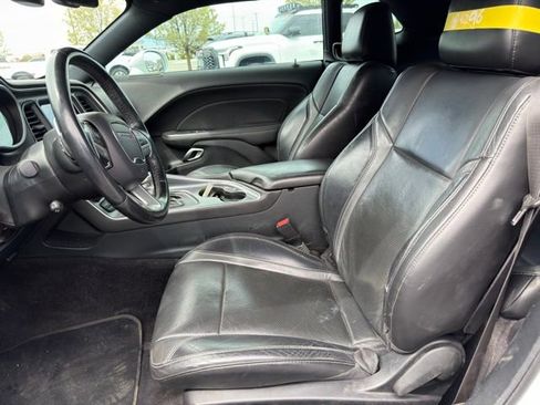 Used 2018 Dodge Challenger GT w/ Driver Convenience Group image 7