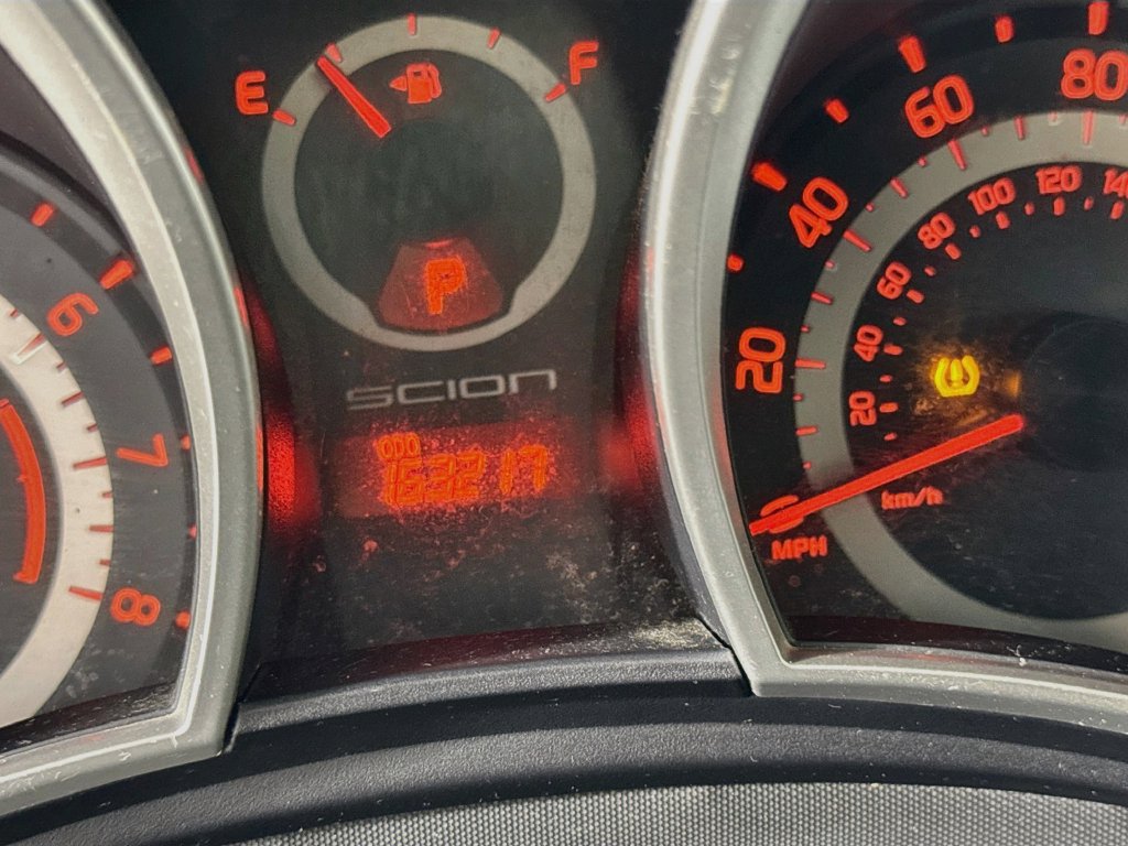 Used 2014 Scion tC FWD image 15