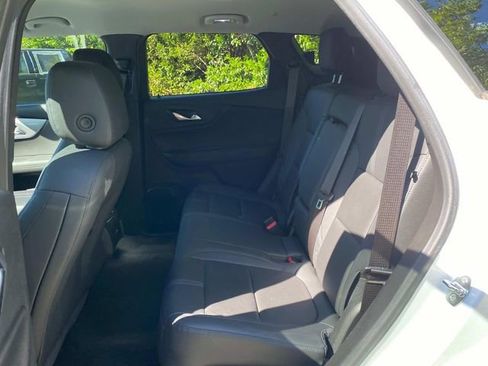 Used 2022 Chevrolet Blazer LT FWD image 6