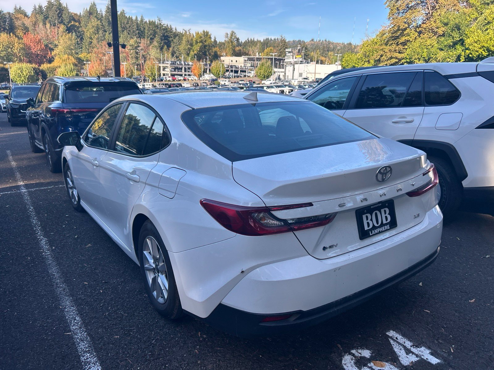 Used 2025 Toyota Camry LE FWD image 6