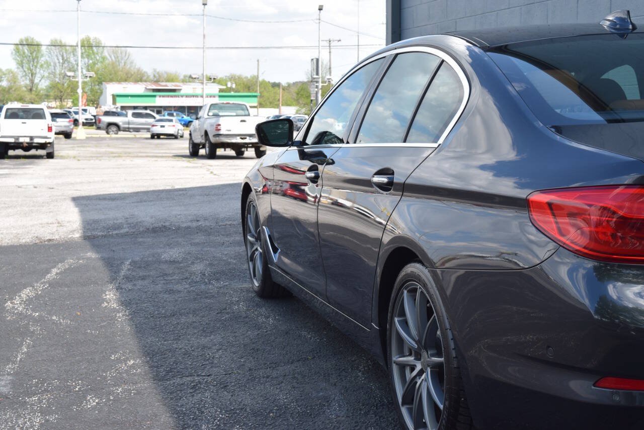Used 2017 BMW 530i xDrive AWD/4WD image 6