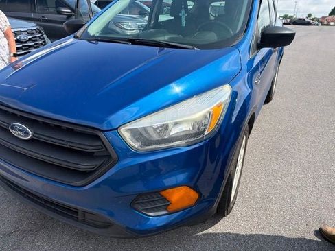 Used 2017 Ford Escape S FWD image 3