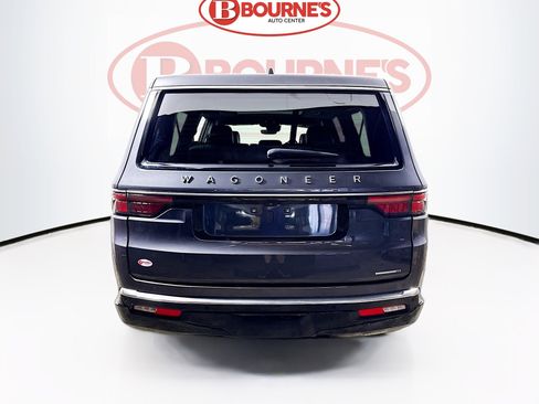 Used 2024 Jeep Wagoneer L Series II w/ Convenience Group I AWD/4WD image 11