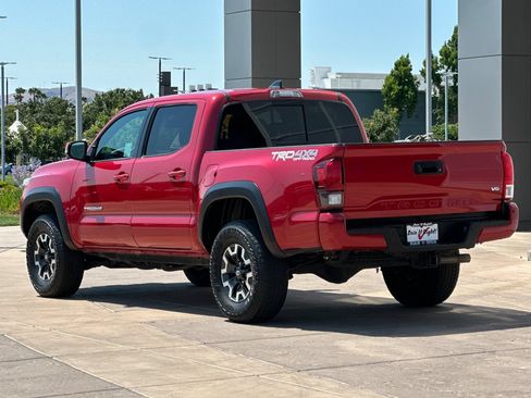 Used 2022 Toyota Tacoma TRD Off-Road w/ Technology Package AWD/4WD image 6
