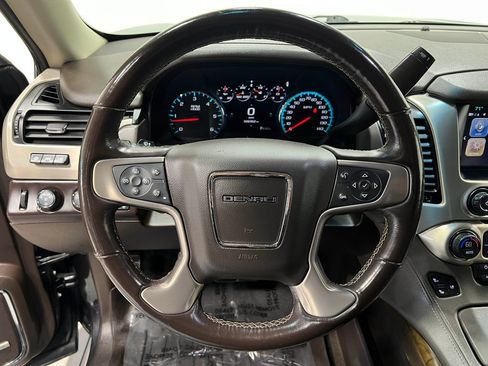 Used 2018 GMC Yukon XL Denali w/ Denali Ultimate Package AWD/4WD image 25
