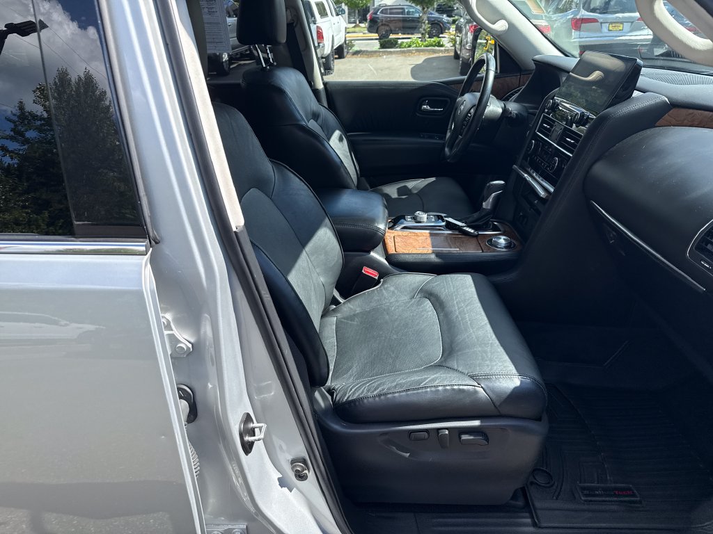 Used 2021 Nissan Armada SL w/ Captain's Chairs Package AWD/4WD image 9