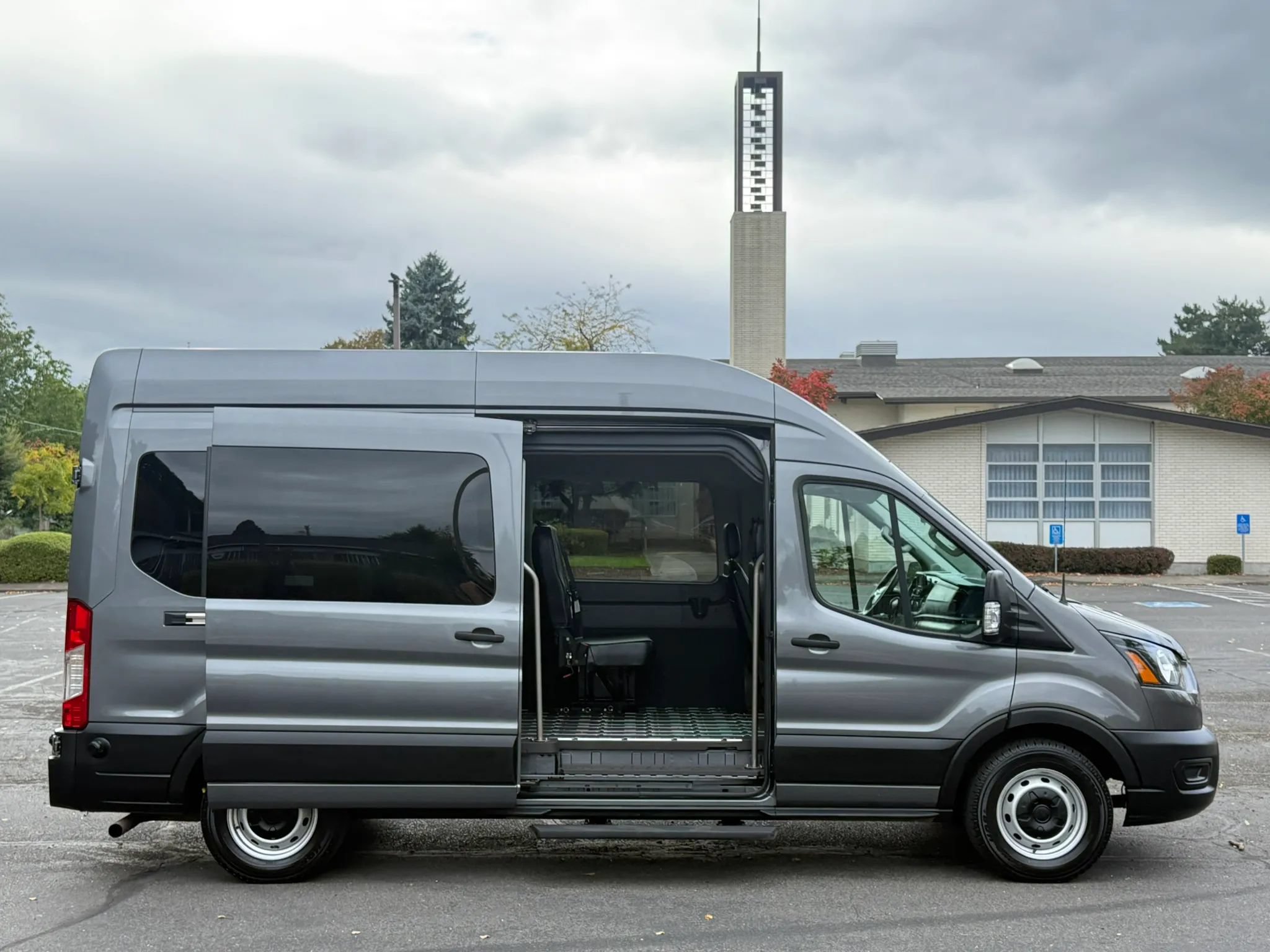 Used 2023 Ford Transit 350 XL RWD image 22