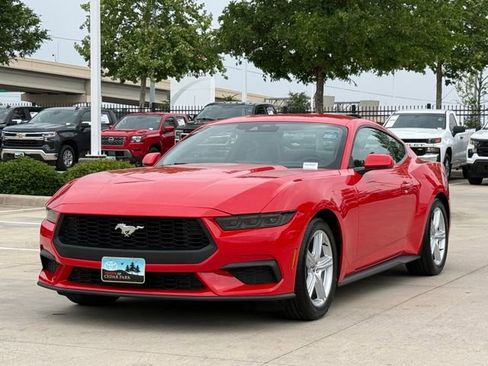 Used 2026 Ford Mustang Premium RWD image 8
