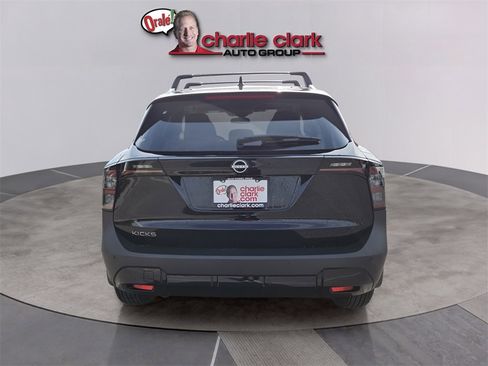 New 2026 Nissan Kicks SV w/ Cold Weather Package image 5