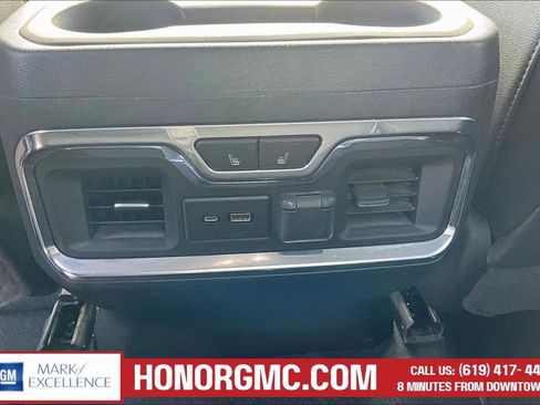 Used 2021 GMC Sierra 1500 SLT w/ SLT Convenience Package AWD/4WD image 11