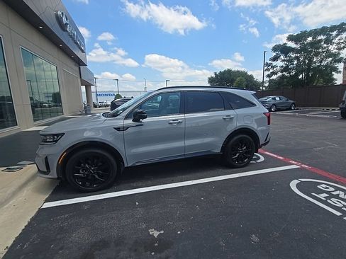 Used 2022 Kia Sorento SX FWD image 4
