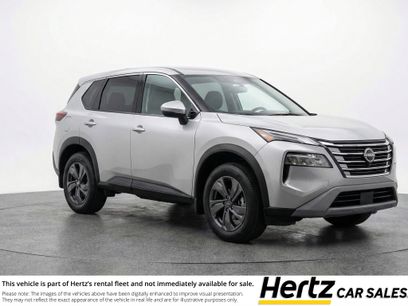 Used 2025 Nissan Rogue SV