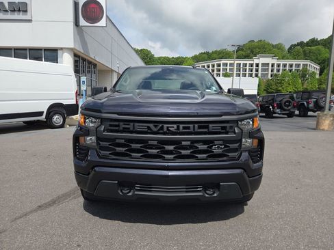 Used 2022 Chevrolet Silverado 1500 Custom AWD/4WD image 9