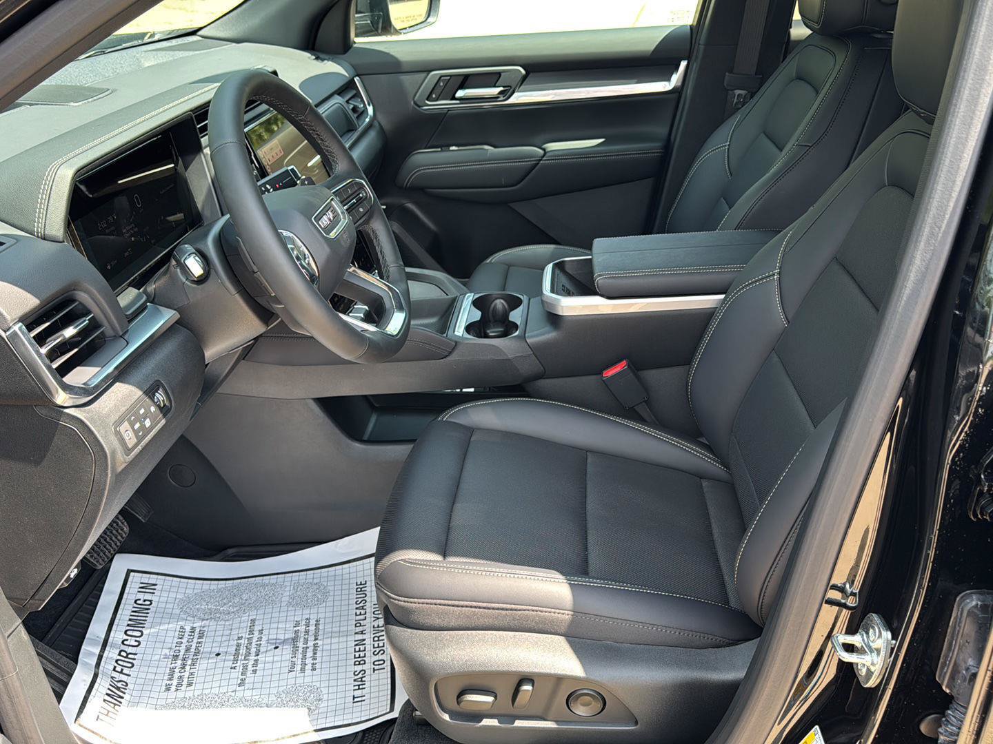 New 2027 GMC Terrain Elevation w/ Elevation Premium Package AWD/4WD image 2