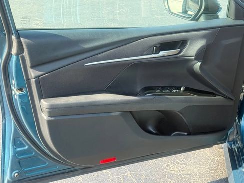 Used 2025 Toyota Camry LE FWD image 13