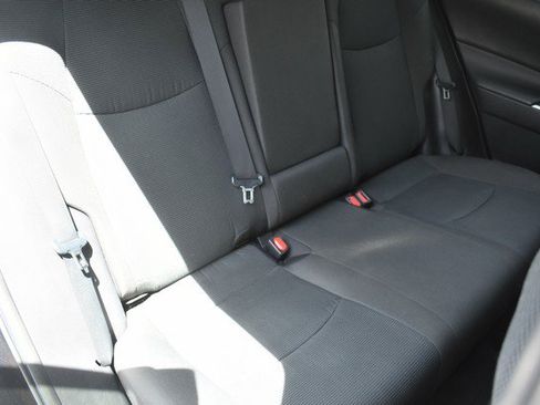 Used 2023 Toyota RAV4 LE AWD/4WD image 28