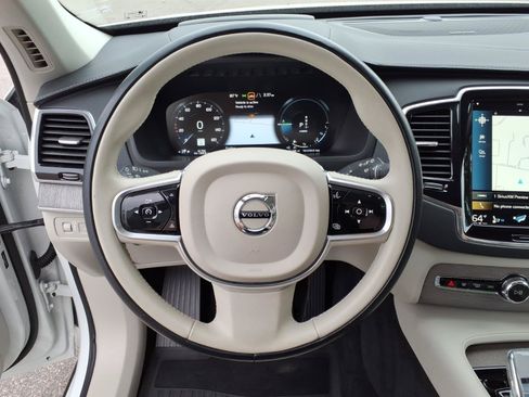 Used 2022 Volvo XC90 T8 Inscription w/ Advanced Package AWD/4WD image 27