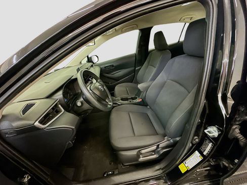 Used 2024 Toyota Corolla LE FWD image 13