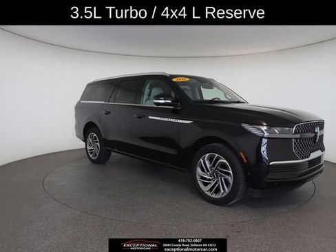 Used 2025 Lincoln Navigator L Reserve AWD/4WD image 27