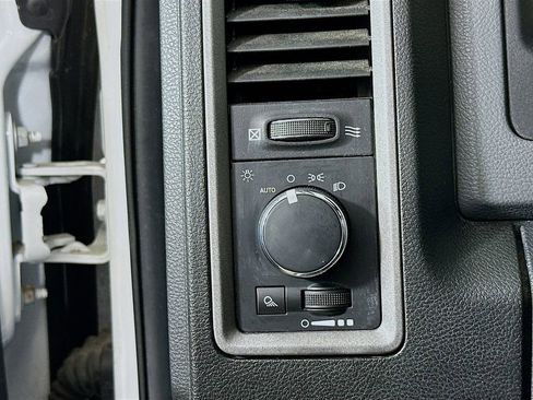 Used 2016 RAM 2500 Tradesman image 12