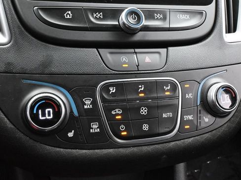 Used 2024 Chevrolet Malibu LT FWD image 20