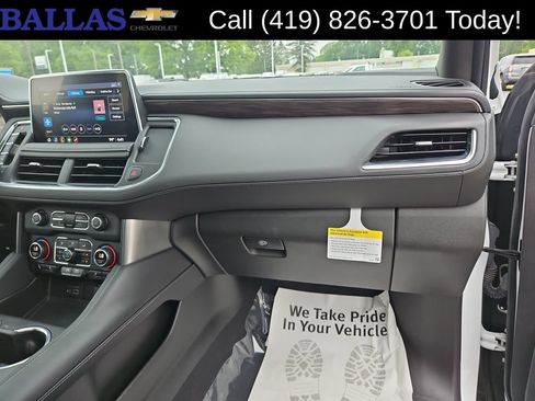 Certified 2021 Chevrolet Tahoe Z71 w/ Z71 Off-Road Package AWD/4WD image 30